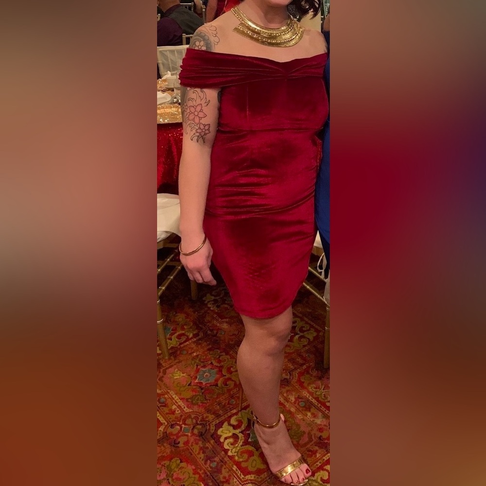 Off shoulder velour dress